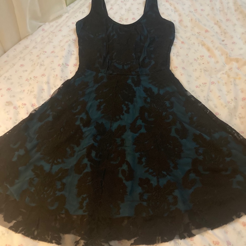 Necessary Objects green and black lace dress